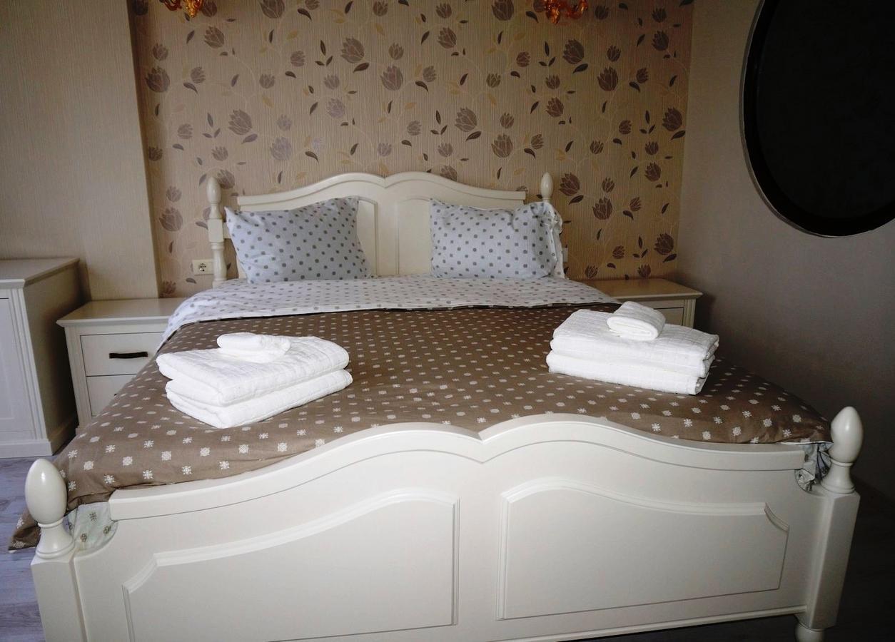 Romantic Boutique Focşani Esterno foto
