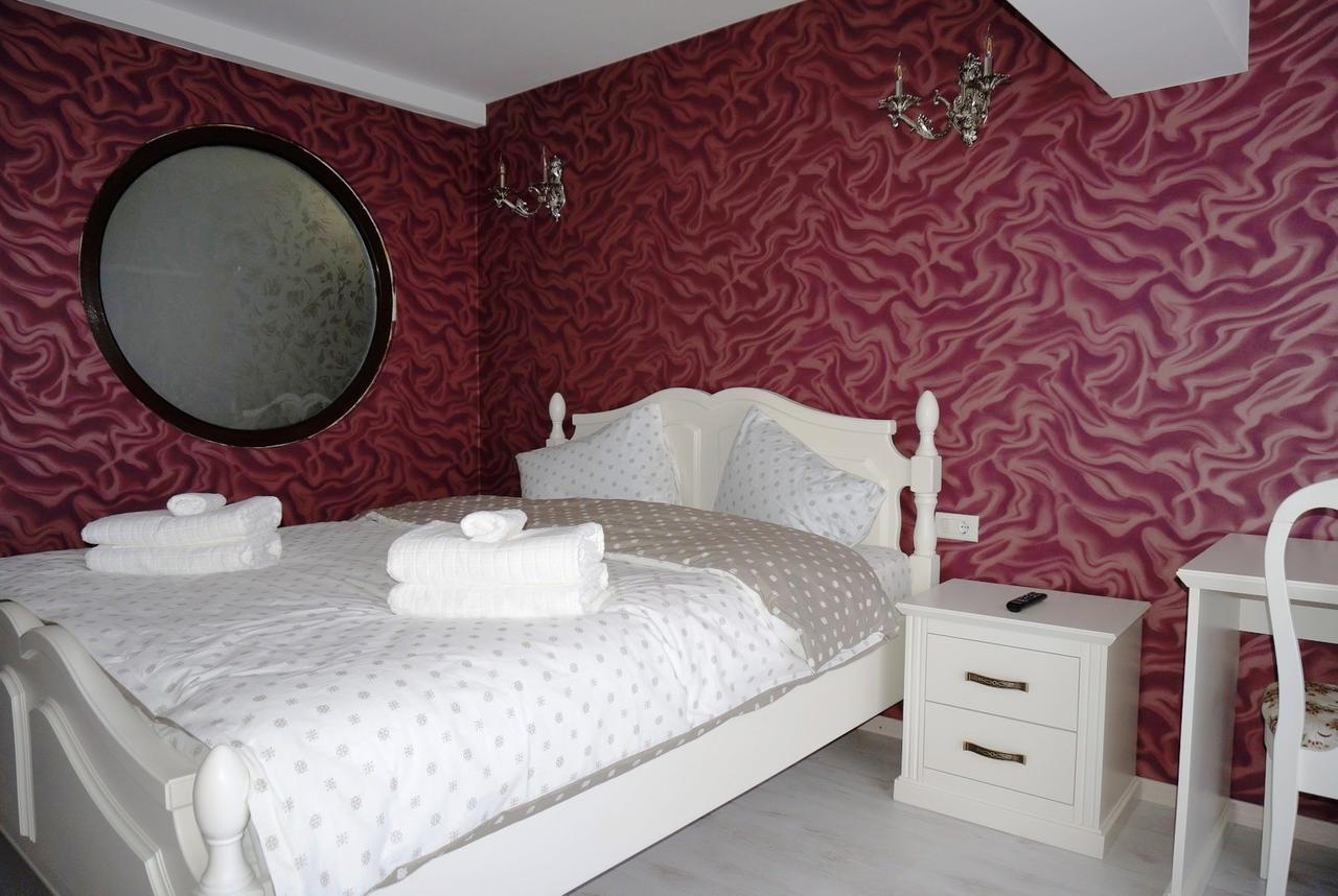 Romantic Boutique Focşani Esterno foto