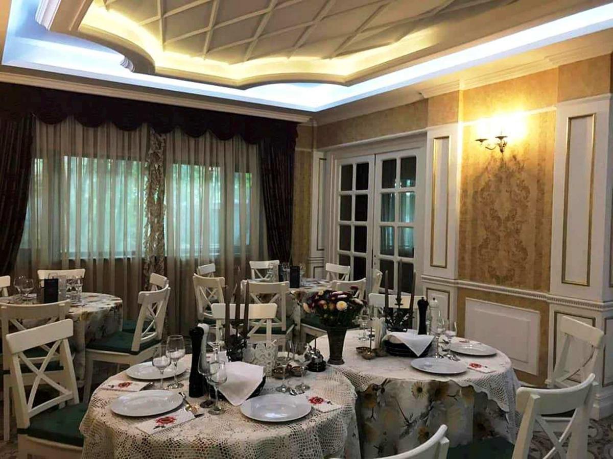 Romantic Boutique Focşani Esterno foto